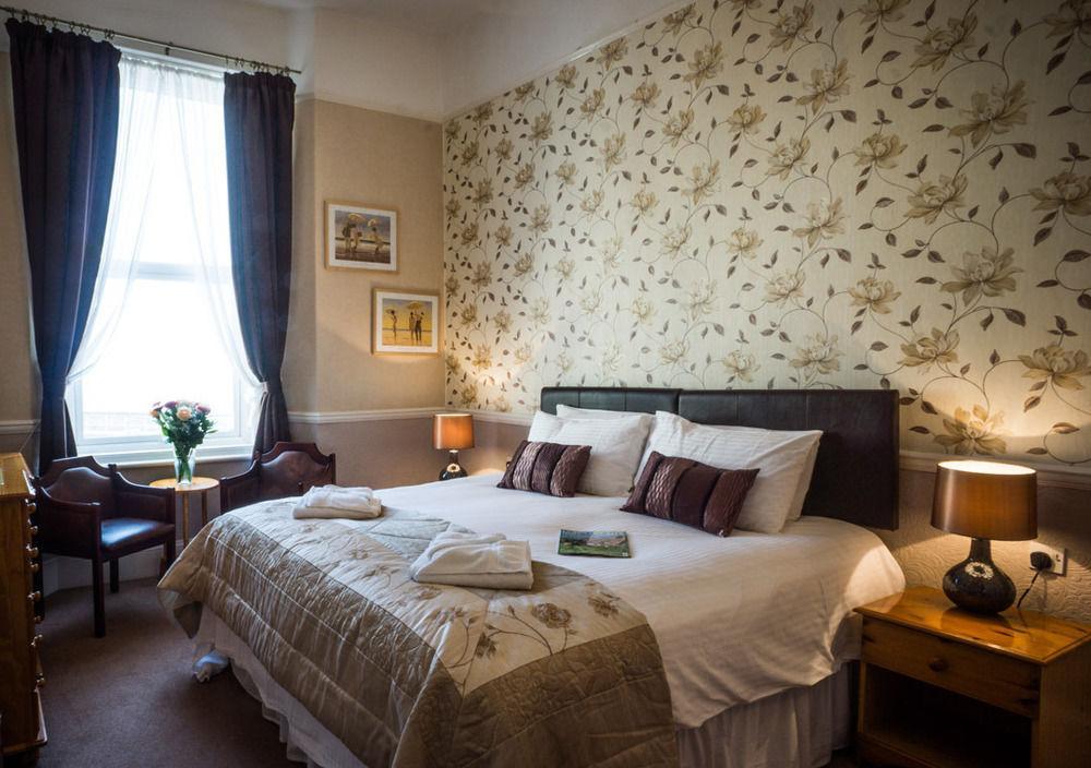 Bed and Breakfast The Thornhill Teignmouth Exterior foto