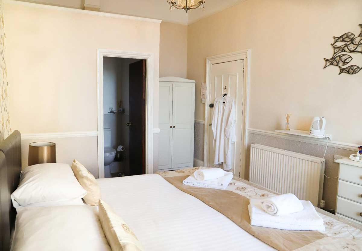 Bed and Breakfast The Thornhill Teignmouth Exterior foto